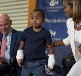 Βίντεο: Συγκινητικός ο 8χρονος Χάρβεϊ - Η πρώτη μεταμόσχευση στον κόσμο και των δυο χεριών