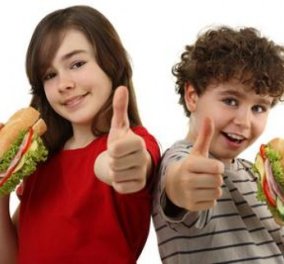 Έτοιμοι μαμάδες- μπαμπάδες για τη νέα χρονιά ; 4 σνακ για τα παιδιά στο σχολείο - Πώς θα μάθουν να τρώνε σωστό κολατσιό