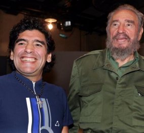 "Έκλαψα ανεξέλεγκτα": Ο Μαραντόνα αποχαιρέτισε τον "δεύτερο πατέρα" του Φιντέλ Κάστρο