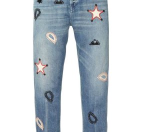 Της μόδας! 26 jeans με κέντημα - Δεν θα ξέρετε  ποιο να πρωτοδιαλέξετε - Φτηνά & ακριβά (Φωτό)