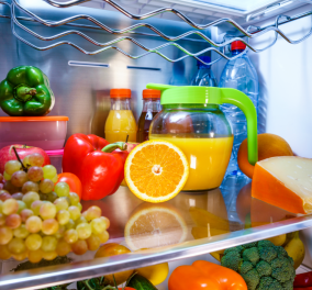 Δώστε βάση σε αυτά τα 5 κόλπα για να έχετε πάντα οργανωμένο ψυγείο!