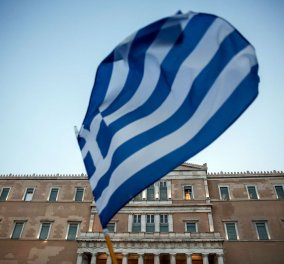 Bloomberg: Οκτώ ερωτήματα μετά από οκτώ χρόνια Μνημόνιο στην Ελλάδα