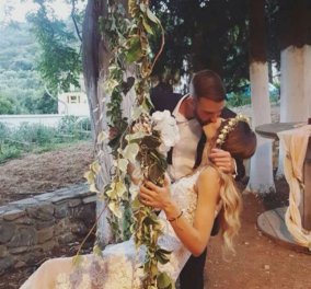 "Πεντάμορφη η νύφη στα Χανιά": Όμορφα λόγια, ξεκίνησε να τραγουδάει ο γαμπρός και το γλέντι κράτησε ως το πρωί 