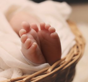 Έγκλημα στο Αίγιο: Αρνείται ότι πέταξε το μωρό στα σκουπίδια - Θα γίνει εξέταση DNA 