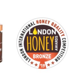 Σπουδαίες βραβεύσεις από την Αγγλία & την Πελοπόννησο για το μέλι & το premium ελαιόλαδο της E-LA-WON