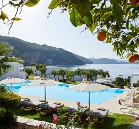 Lichnos Beach Hotel & Suites: Κομψά δωμάτια, υπέροχη αμμώδης παραλία & ένας ολάνθιστος κήπος