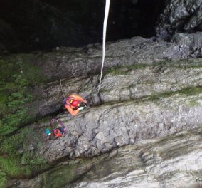 Μπέσντενες: Το εντυπωσιακό σπηλαιοβάραθρο του Αμαράντου – Έχει βάθος 268 μέτρα & απλά σου κόβει την ανάσα