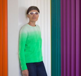 Γαλλίδα διακοσμήτρια Matali Crasset: Aνανέωσε διαμέρισμα στο Παρίσι με όλα τα χρώματα του ουράνιου τόξου (φωτο)