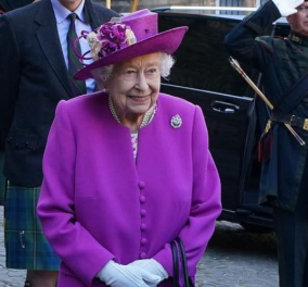 Μωβ η Vogue στη μνήμη της Βασίλισσας Ελισάβετ: Το εξώφυλλο για να την τμήσουν με το χρώμα που ταιριάζει στους royals 