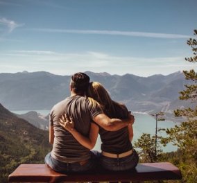 Κάντε αυτά τα 5 πράγματα χώρια για να ζήσετε ευτυχισμένοι μαζί - έτσι μένει υγιής & δυνατή μια σχέση