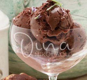 Η Ντίνα Νικολάου μας φτιάχνει: Σορμπέ σοκολάτας - Ιδανικό επιδόρπιο!