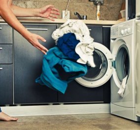Ο Σπύρος Σούλης απαντά στην ερώτηση «Πρέπει να πλένω τα καινούρια ρούχα πριν τα φορέσω ή να τα βάλω στην ντουλάπα;»