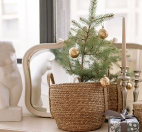 Ο Σπύρος Σούλης μας δείχνει 3 πανεύκολες & παραμυθένιες ιδέες για να αναβαθμίσουμε τη Χριστουγεννιάτικη διακόσμηση στο σπίτι μας ! (βίντεο)