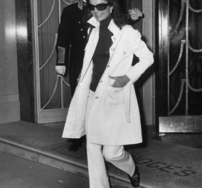 Jackie O – Η Πρώτη Κυρία των ΗΠΑ που ανέτρεψε τη γυναικεία μόδα - Κυρίως Φωτογραφία - Gallery - Video