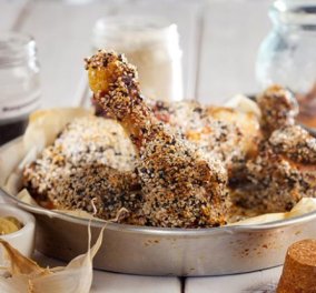 Λαχταριστά κοπανάκια κοτόπουλου στο φούρνο με γλάσο μελιού και σουσάμι από την Ντίνα Νικολάου! - Κυρίως Φωτογραφία - Gallery - Video
