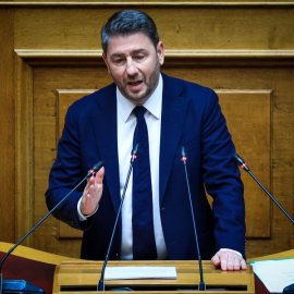 Live, η πρόταση δυσπιστίας στη Βουλή, ομιλία Νίκου Ανδρουλάκη: Το δυστύχημα δεν θα είχε γίνει με την 717 - Το υπουργείο Εσωτερικών εκλογικό κέντρο της ΝΔ