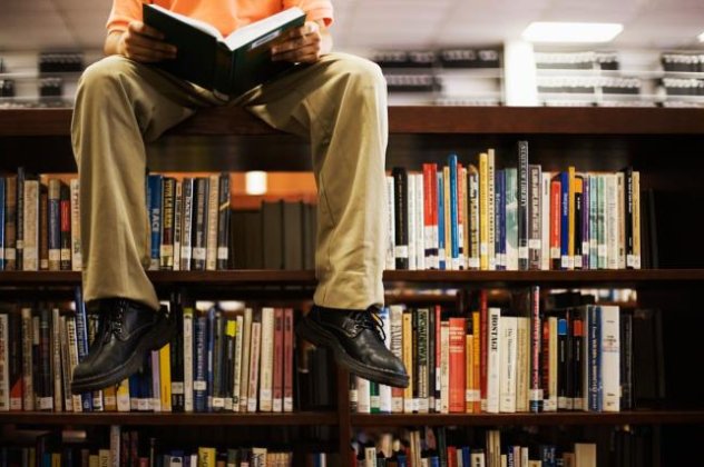 Έφηβοι και 30άρηδες οι μεγαλύτεροι «βιβλιοφάγοι» στις ΗΠΑ - Κυρίως Φωτογραφία - Gallery - Video