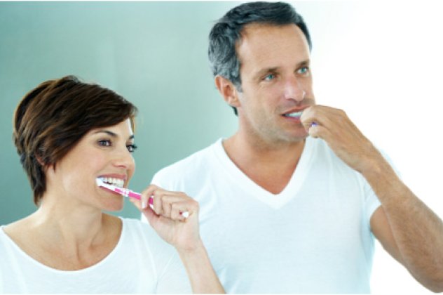 Αν δεν βουρτσίζετε τα δόντια σας, κινδυνεύετε από άνοια και Αλτσχάιμερ ! - Κυρίως Φωτογραφία - Gallery - Video