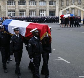 Θρήνος στις κηδείες των θυμάτων σε Γαλλία και Ισραήλ μετά το μακελειό στο Παρίσι - Ολάντ: ''Ολη η Γαλλία μοιράζεται τον πόνο σας''