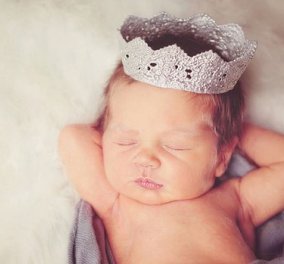 Περίεργα που συμβαίνουν στο μωρό σας όταν κοιμάται: Τινάζεται - Ροχαλίζει - Σταματάει η αναπνοή του 
