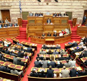 Νίκος Φελέκης: Γκαρσόνια του Τσίπρα ο Βαγγέλης ο Σταύρος και η Φώφη & chapeau στον Πρωθυπουργό  