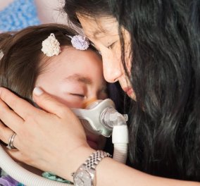 5χρονη Julianna Snow με ανίατη ασθένεια, ζήτησε από τους γονείς της να την αφήσουν να πεθάνει