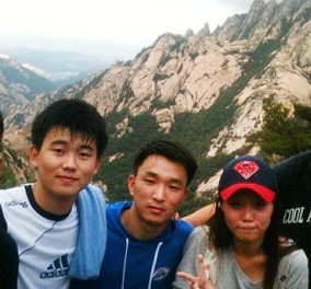 Συναρπαστικό story: Πως πέρασε ο πρώτος δυτικός φοιτητής στην Βορ. Κορέα -  σάουνα πινγκ πονγκ & προσκύνημα στον ηγέτη