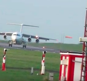 Βίντεο - κόβει την ανάσα: Ένα αεροπλάνο στροβιλίζεται από τους ισχυρούς ανέμους & δείχνει χαμένο