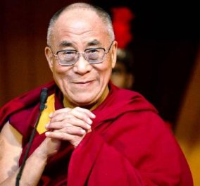 Η απάντηση του Δαλάι Λάμα όταν ρωτήθηκε αν πρέπει να προσευχόμαστε για όσα έγιναν στο Παρίσι