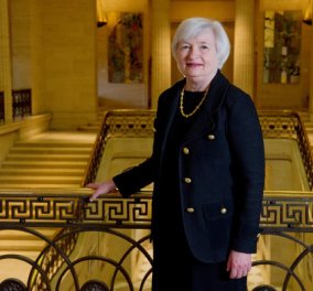 Ιστορική απόφαση της Fed: Αύξησε τα επιτόκια κατά 25% μετά από δέκα χρόνια - Έπεσε το δολάριο 