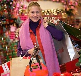 Χριστουγεννιάτικες αγορές - Οδηγίες της ΕΚΠΟΙΖΩ για να αποφύγετε τις "παγίδες": Από τα ρούχα ως τα λαχανικά 