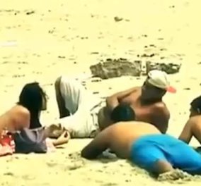 Κοινωνικό πείραμα: Αυτά συμβαίνουν όταν μια γυναίκα κάνει τόπλες ηλιοθεραπεία σε μια παραλία