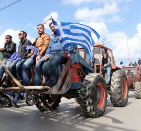 Αμετακίνητοι στα μπλόκα οι αγρότες - Αποκλείουν τράπεζες, εφορίες και το «Μακεδονία»