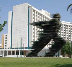 Πωλείται το ξενοδοχείο Hilton της Αθήνας: Όλη η ανακοίνωση της ιδιοκτήτριας Alpha Bank   
