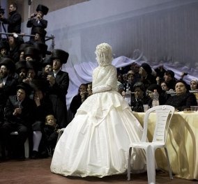 Η νύφη φορούσε βέλο: Φωτογραφίες από την εβραϊκή εντυπωσιακή τελετουργία υπερορθόδοξου γάμου 