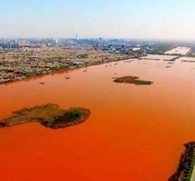 Το νερό βάφτηκε κόκκινο: Πώς "μάτωσε" ο ποταμός της Κίνας από την ρύπανση - Φωτό