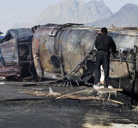 Τρομακτικό τροχαίο δυστύχημα στο Αφγανιστάν: Πάνω από 50 νεκροί σε σύγκρουση 2 λεωφορείων με βυτιοφόρο