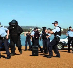 The Running Man Challenge: O τρελός χορός των αστυνομικών που τρέλανε όλον τον κόσμο