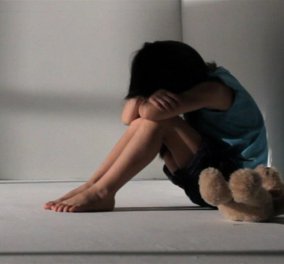 Βάναυση κακοποίηση 3χρονου παιδιού από τους γονείς του: Έσβηναν τσιγάρα σε όλο του το σώμα 