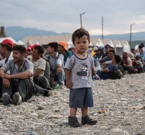 Aποκάλυψη βόμβα της Bild: Ελάχιστος ο αριθμός  που ήρθαν στην Ελλάδα να βοηθήσουν για τους πρόσφυγες