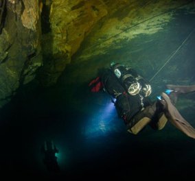 Ταξίδι στα έγκατα της Γης: Το μοναδικό Χράνικα Πρόπαστ, το βαθύτερα πλημμυρισμένο σπήλαιο στον κόσμο - Πάνω από 400 μέτρα βάθος και η εξερεύνηση συνεχίζεται...