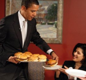 Αυτό είναι το αγαπημένο φαγητό του Μπάρακ Ομπάμα - Πως να φτιάξετε & εσείς American burger