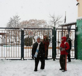 Κλειστά σήμερα όλα τα σχολεία της Αττικής λόγω της επέλασης του χιονιά