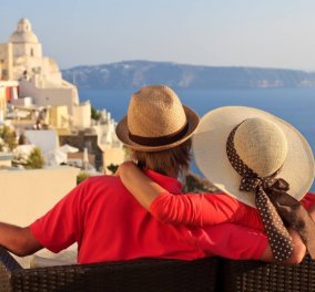 Handelsblatt: Νέο ρεκόρ για τον ελληνικό τουρισμό - 30 εκατ. τουρίστες αναμένει η χώρα μας