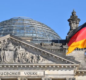 Η γερμανική Βουλή έδωσε το "πράσινο φως" για την εκταμίευση της δόσης 8,5 δις προς την Ελλάδα