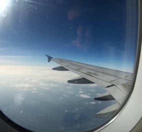 Θρίλερ σε πτήση του Παναμά: Έφηβος άνοιξε την πόρτα κινδύνου στο αεροπλάνο και γλίστρησε στο φτερό!