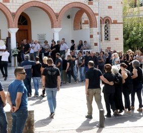 Θρήνος στο Ηράκλειο: Ράγισαν καρδιές στην κηδεία της 33χρονης μητέρας 