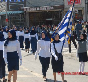 Ξάνθη: Παρέλαση μόνο με μαντίλες για πρώτη φορά σε εθνική εορτή