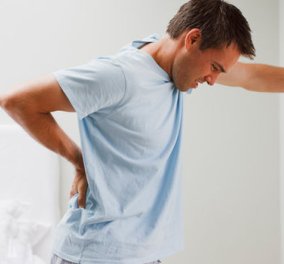 Αυτές είναι οι αιτίες που έχετε πόνο στην πλάτη- Πότε πρέπει να πάτε στον γιατρό; 