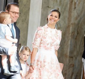 Γάλλος μεσόκοπος φωτογράφος χάιδεψε σε επίσημη τελετή Νόμπελ την πριγκίπισσα Βικτόρια της Σουηδίας (ΦΩΤΟ)